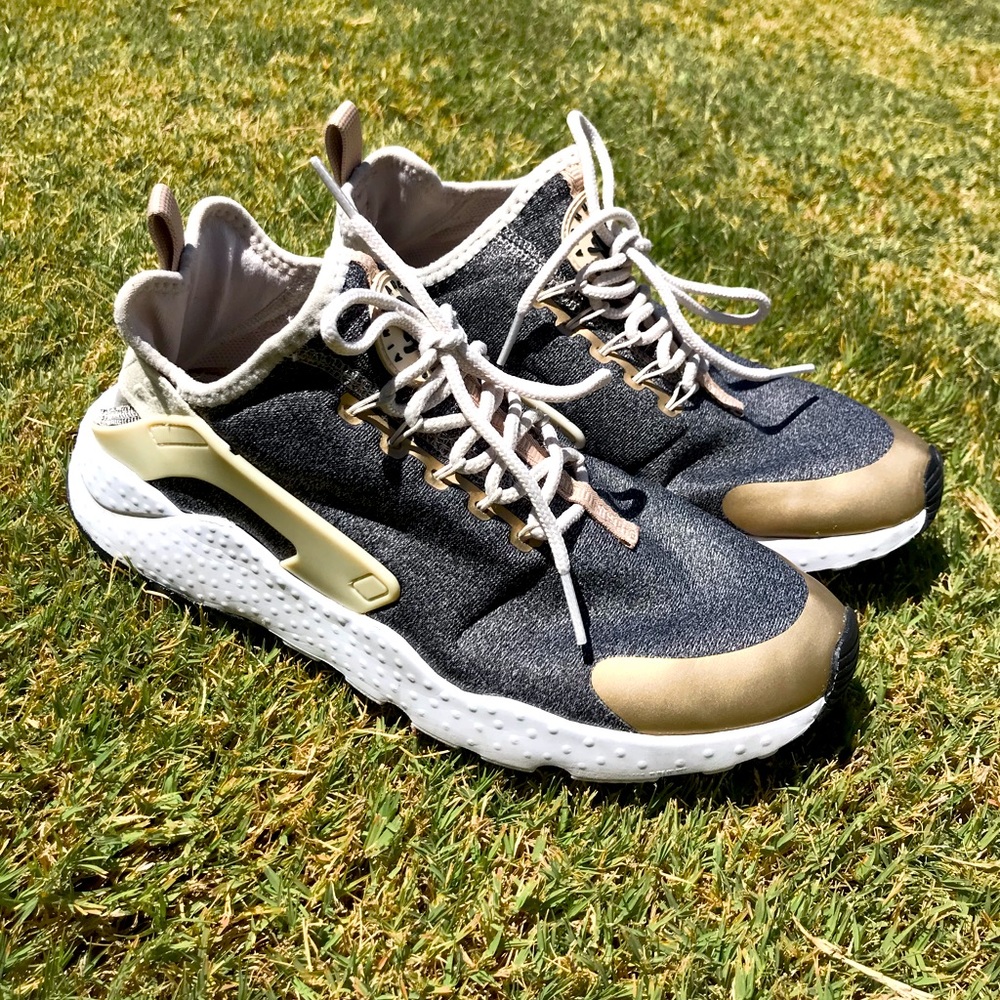 Nike Huarache lace-up slip-on Women Sz 8